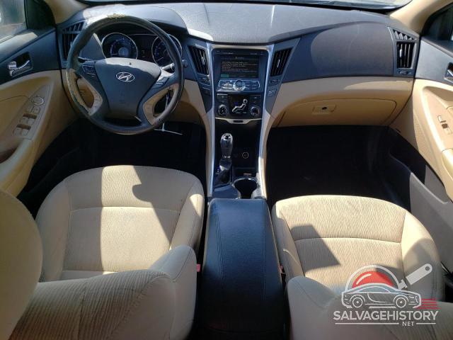 5NPEB4ACXBH028426 2011 HYUNDAI SONATA photo no. 8
