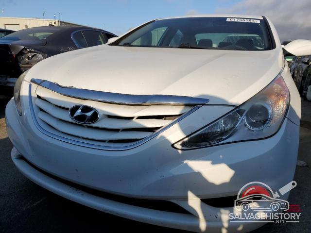 5NPEB4ACXBH122760 2011 HYUNDAI SONATA photo no. 5