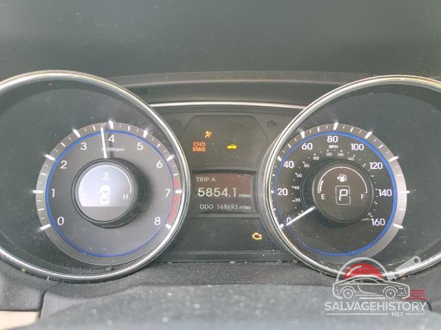 5NPEB4ACXBH122760 2011 HYUNDAI SONATA photo no. 9