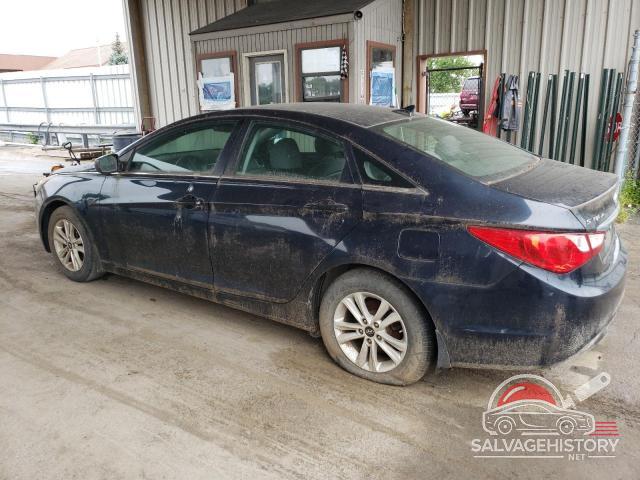 5NPEB4ACXBH291063 2011 HYUNDAI SONATA photo no. 2