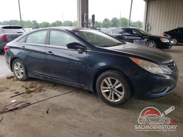 5NPEB4ACXBH291063 2011 HYUNDAI SONATA photo no. 4
