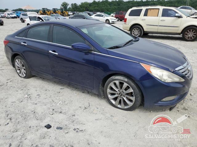 5NPEC4AB4BH178388 2011 HYUNDAI SONATA photo no. 4