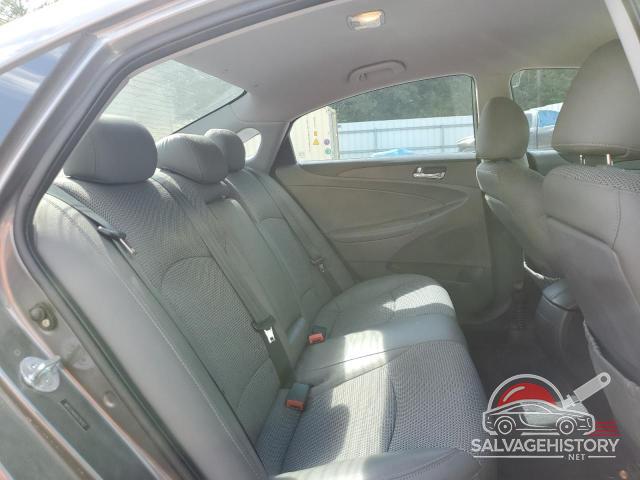 5NPEC4AB4BH259763 2011 HYUNDAI SONATA photo no. 10