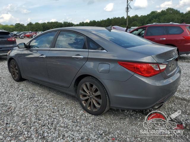5NPEC4AB4BH259763 2011 HYUNDAI SONATA photo no. 2