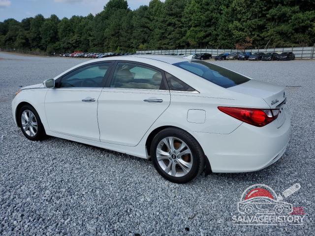5NPEC4AC0BH165596 2011 HYUNDAI SONATA photo no. 2