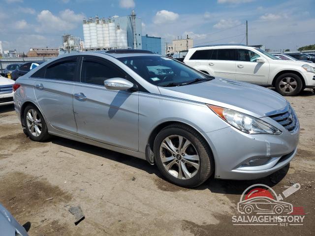 5NPEC4AC1BH106539 2011 HYUNDAI SONATA photo no. 4