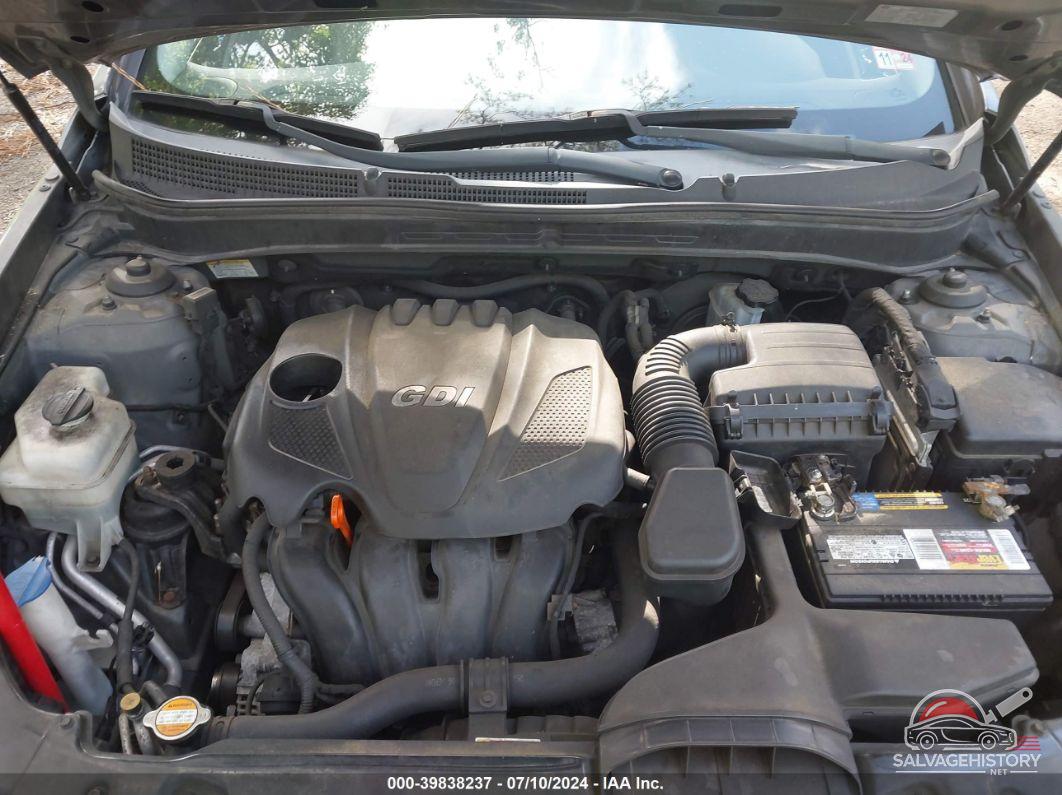 5NPEC4AC3BH028667 2011 HYUNDAI SONATA photo no. 10