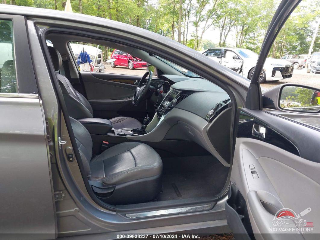 5NPEC4AC3BH028667 2011 HYUNDAI SONATA photo no. 5