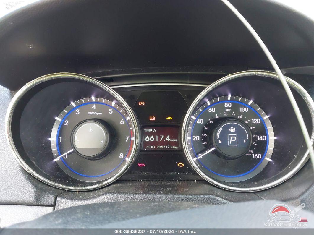 5NPEC4AC3BH028667 2011 HYUNDAI SONATA photo no. 7