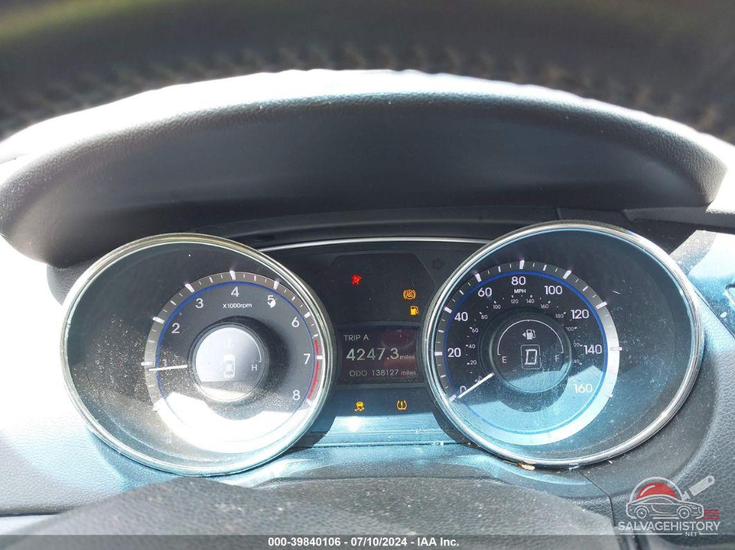 5NPEC4AC6BH121604 2011 HYUNDAI SONATA photo no. 7