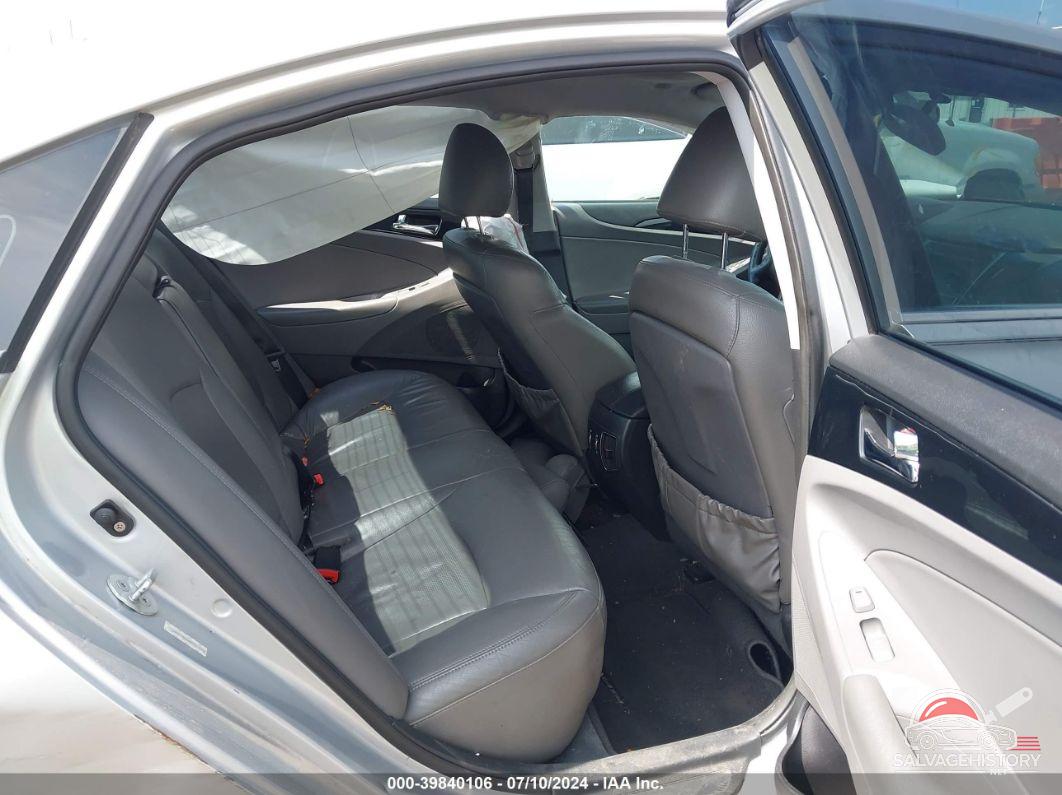 5NPEC4AC6BH121604 2011 HYUNDAI SONATA photo no. 8