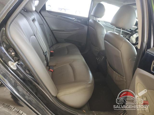 5NPEC4AC7BH307488 2011 HYUNDAI SONATA photo no. 10