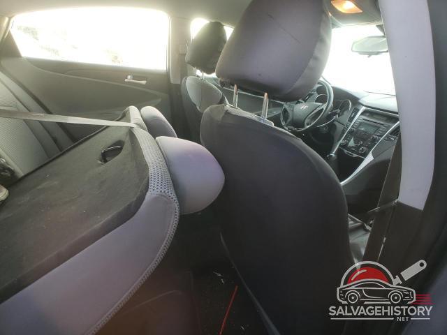 5NPEB4AC8CH366621 2012 HYUNDAI SONATA photo no. 10