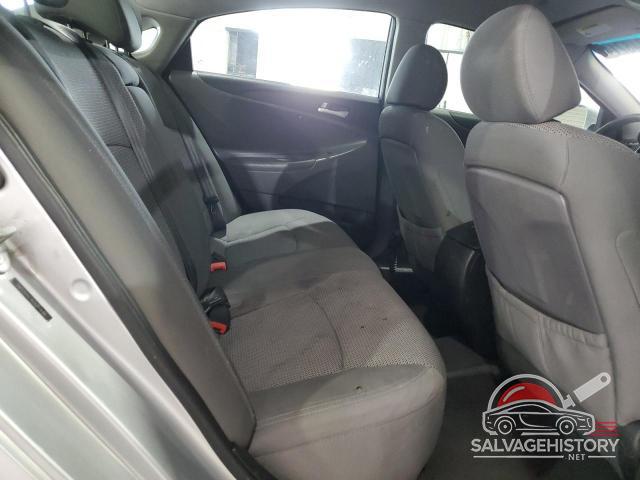 5NPEB4AC9CH350640 2012 HYUNDAI SONATA photo no. 10