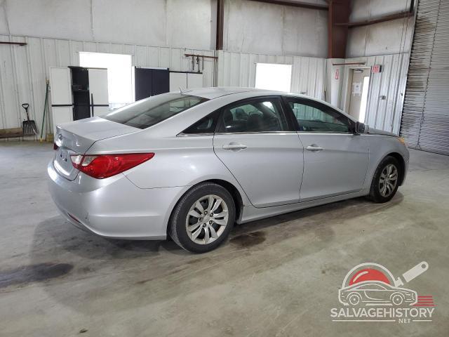 5NPEB4AC9CH350640 2012 HYUNDAI SONATA photo no. 3