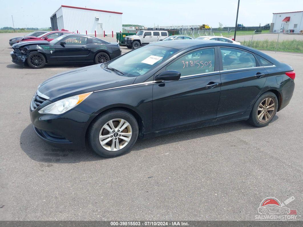 5NPEB4AC9CH427524 2012 HYUNDAI SONATA photo no. 2