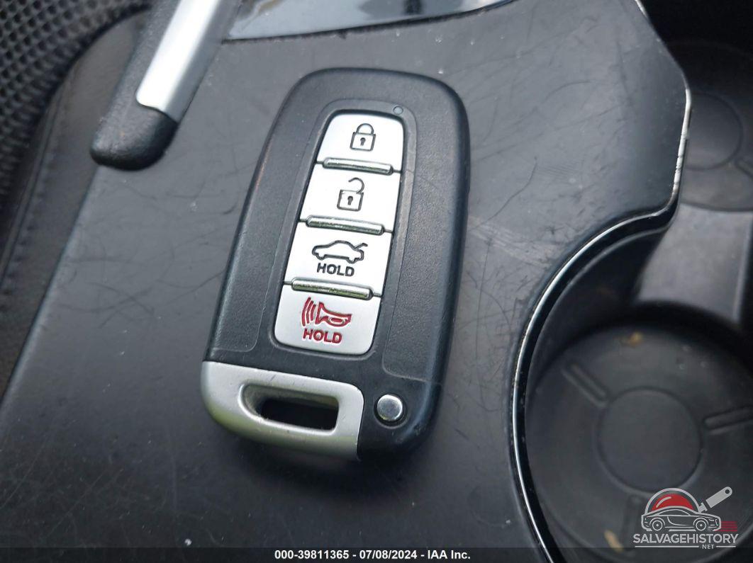 5NPEC4AC3CH403488 2012 HYUNDAI SONATA photo no. 11