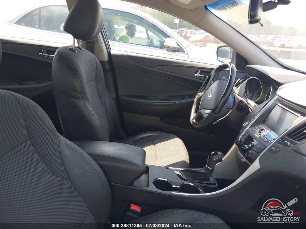 5NPEC4AC3CH403488 2012 HYUNDAI SONATA photo no. 5