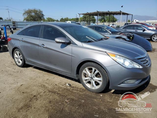 5NPEC4AC8CH339142 2012 HYUNDAI SONATA photo no. 4