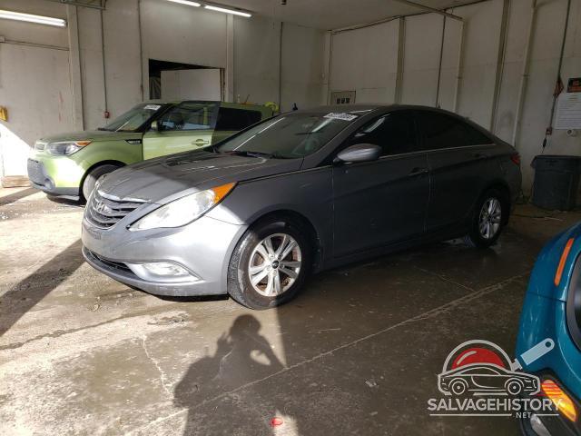5NPEB4AC0DH735392 2013 HYUNDAI SONATA photo no. 10