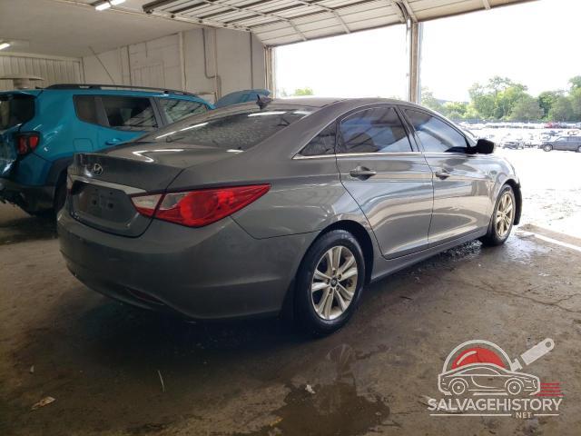 5NPEB4AC0DH735392 2013 HYUNDAI SONATA photo no. 3