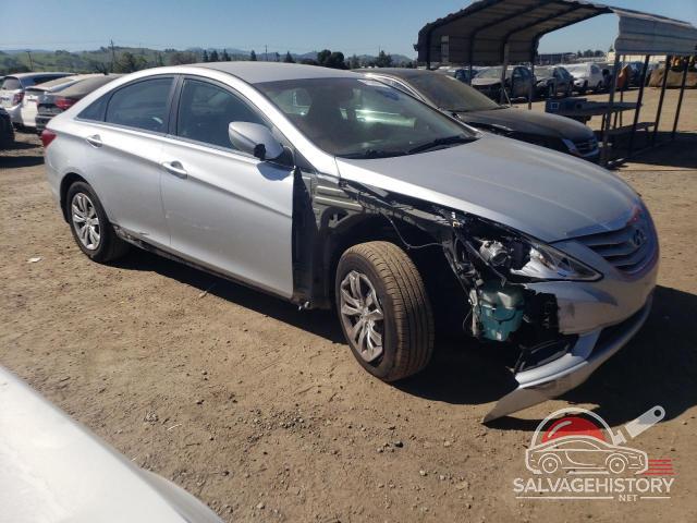 5NPEB4AC1DH506302 2013 HYUNDAI SONATA photo no. 4