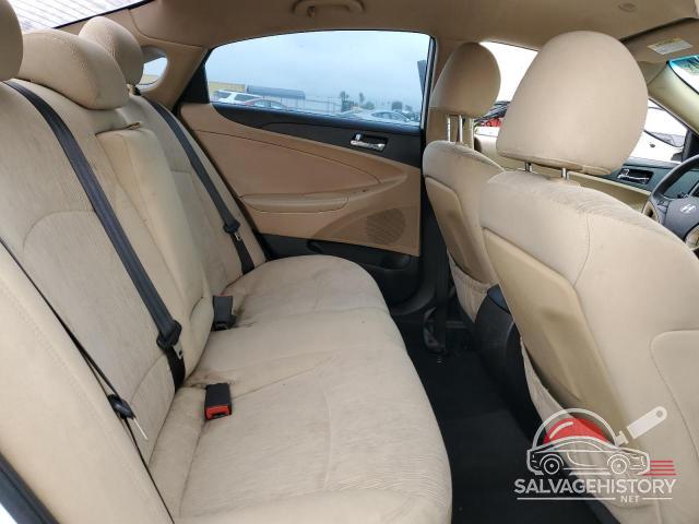 5NPEB4AC2DH743364 2013 HYUNDAI SONATA photo no. 10