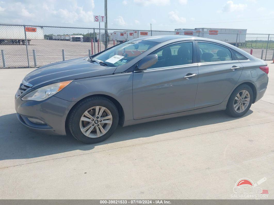 5NPEB4AC2DH765655 2013 HYUNDAI SONATA photo no. 2
