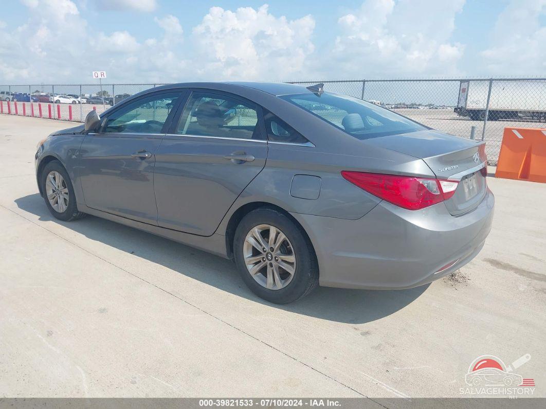 5NPEB4AC2DH765655 2013 HYUNDAI SONATA photo no. 3