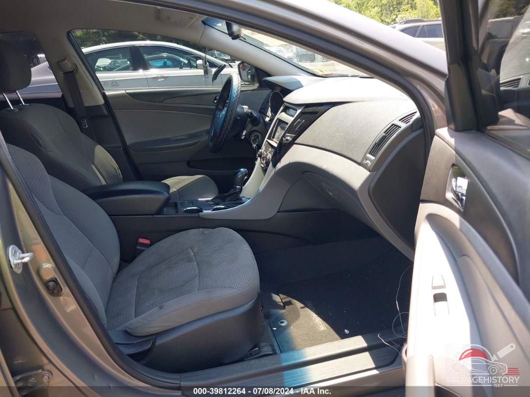 5NPEB4AC2DH792161 2013 HYUNDAI SONATA photo no. 5