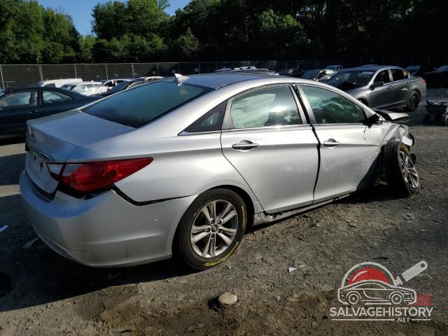 5NPEB4AC5DH752687 2013 HYUNDAI SONATA photo no. 3