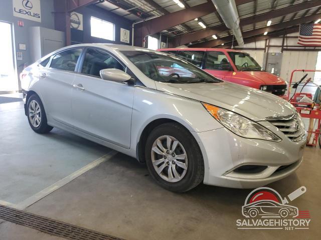 5NPEB4AC8DH594054 2013 HYUNDAI SONATA photo no. 4
