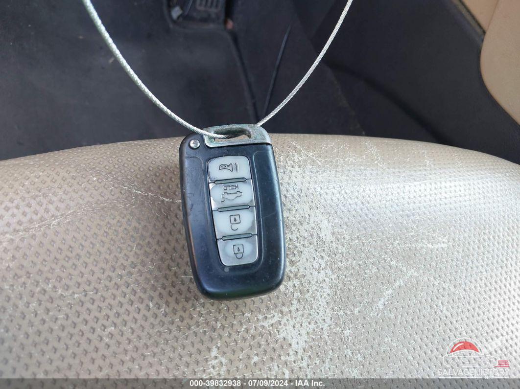 5NPEC4AB6DH575927 2013 HYUNDAI SONATA photo no. 11