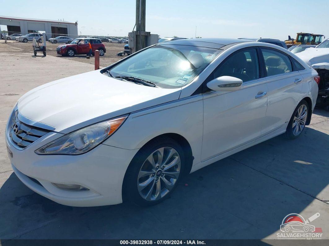 5NPEC4AB6DH575927 2013 HYUNDAI SONATA photo no. 2