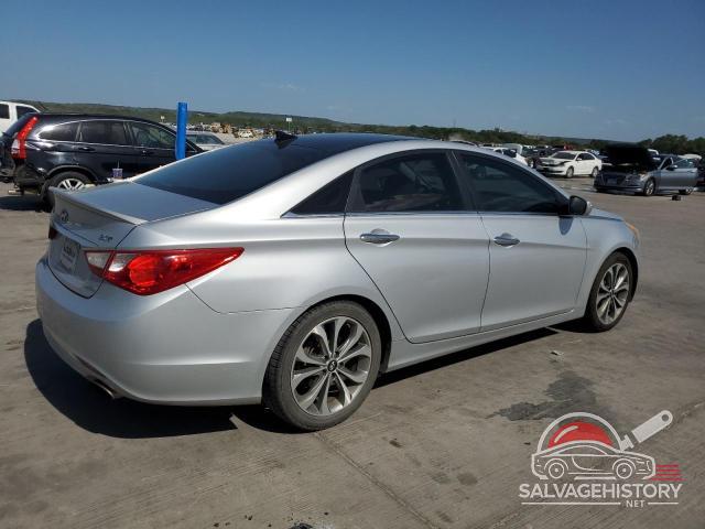 5NPEC4ABXDH588454 2013 HYUNDAI SONATA photo no. 3