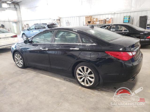 5NPEC4AC4DH809992 2013 HYUNDAI SONATA photo no. 2
