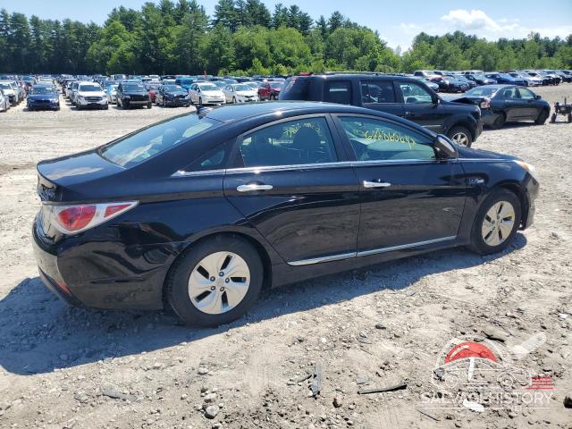 KMHEC4A42DA083772 2013 HYUNDAI SONATA photo no. 3