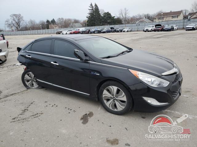 KMHEC4A43DA050571 2013 HYUNDAI SONATA photo no. 4