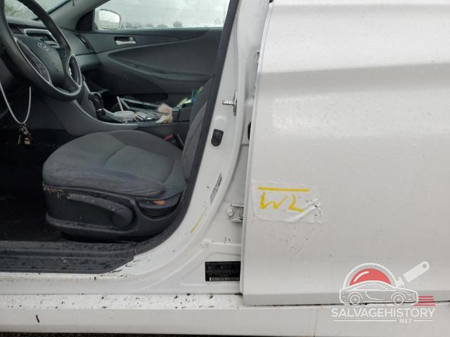 5NPEB4AC2EH814581 2014 HYUNDAI SONATA photo no. 12