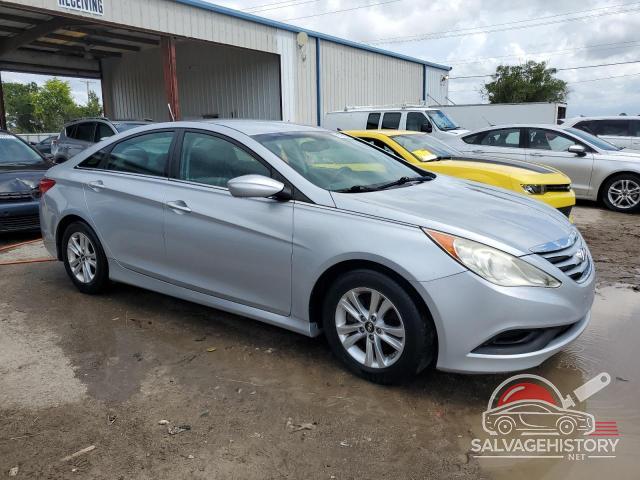 5NPEB4AC9EH869982 2014 HYUNDAI SONATA photo no. 4