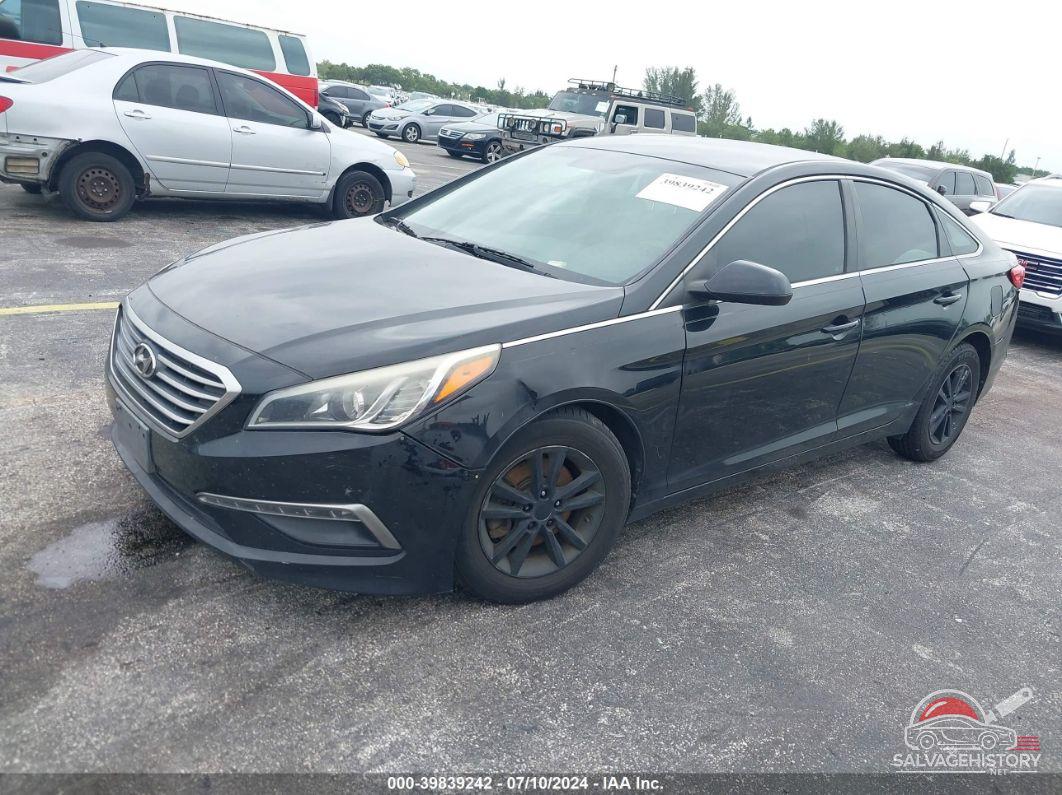 5NPE24AF2FH006789 2015 HYUNDAI SONATA photo no. 2