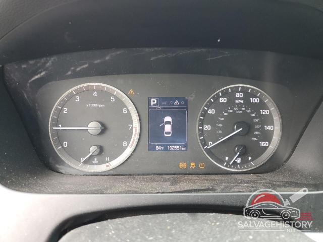 5NPE24AF8FH104080 2015 HYUNDAI SONATA photo no. 9