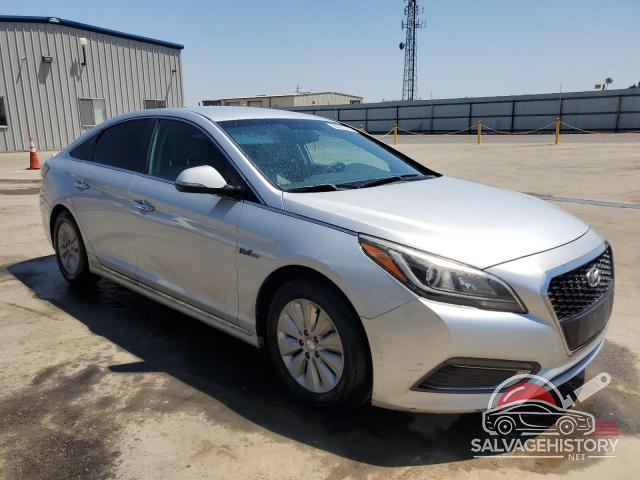 KMHE24L18GA011842 2016 HYUNDAI SONATA photo no. 4
