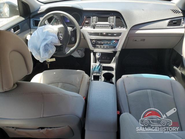 5NPE24AF0HH528971 2017 HYUNDAI SONATA photo no. 8