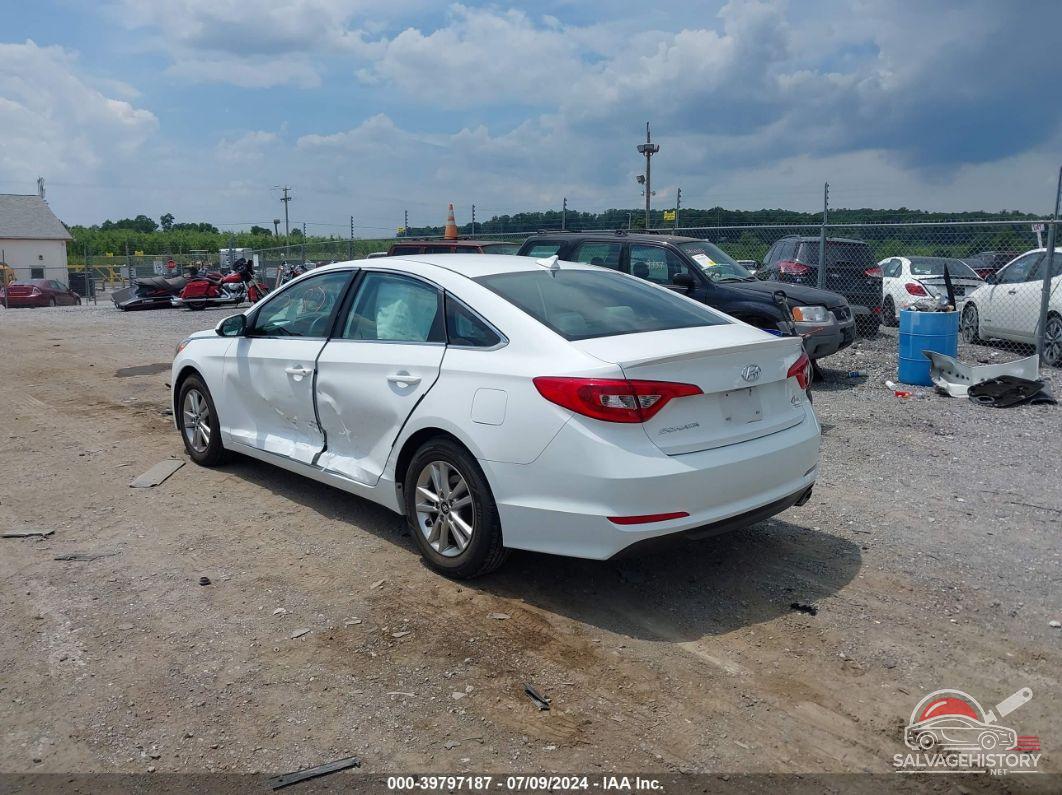 5NPE24AF3HH584466 2017 HYUNDAI SONATA photo no. 3