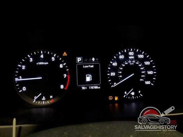 5NPE24AF8HH472598 2017 HYUNDAI SONATA photo no. 9