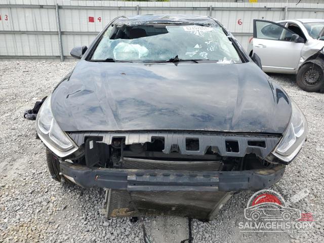 5NPE24AF3JH693127 2018 HYUNDAI SONATA photo no. 5