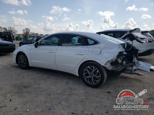 5NPEF4JA3LH015795 2020 HYUNDAI SONATA photo no. 2