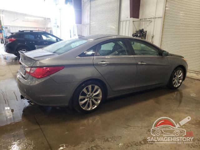 5NPEC4AC0DH644703 2013 HYUNDAI SONATA SE photo no. 3