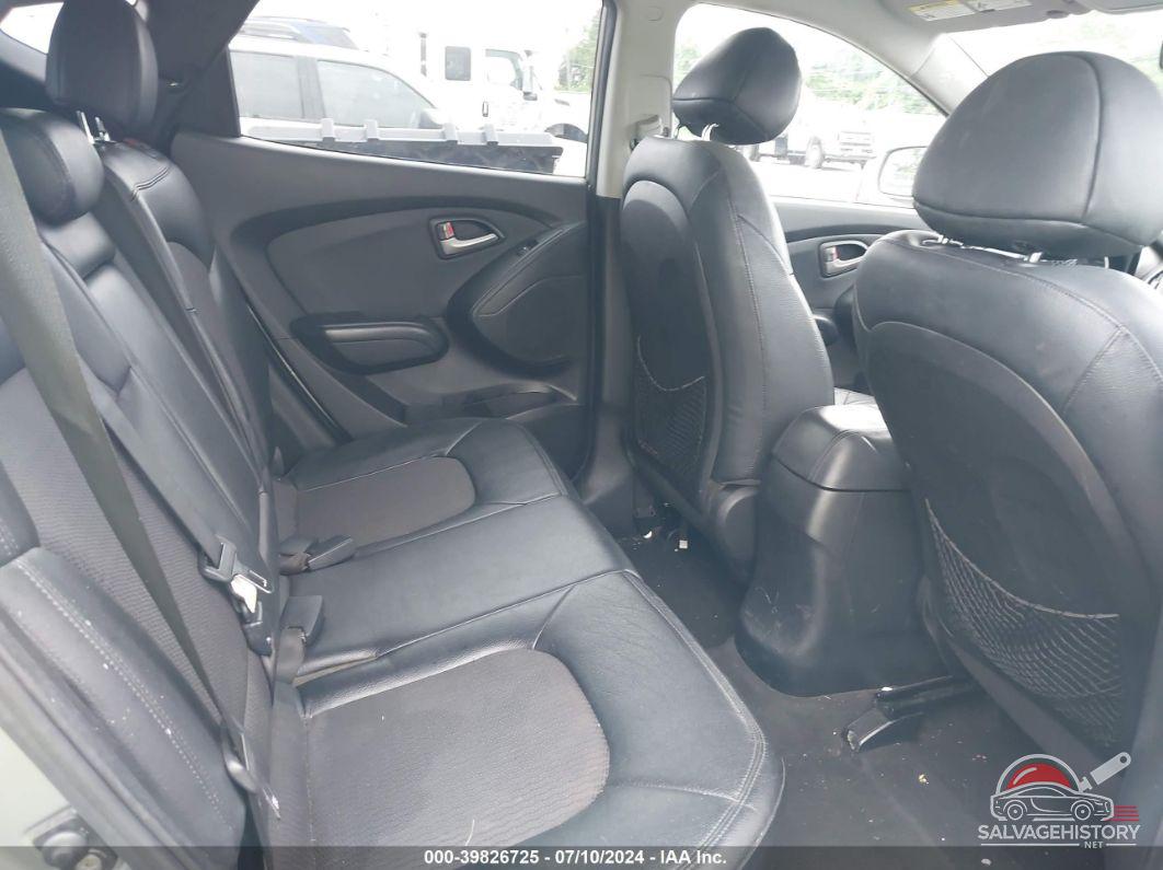 KM8JU3AC2AU015995 2010 HYUNDAI TUCSON photo no. 8